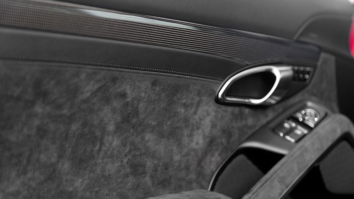 porsche-911-targa-4gts-999999_0